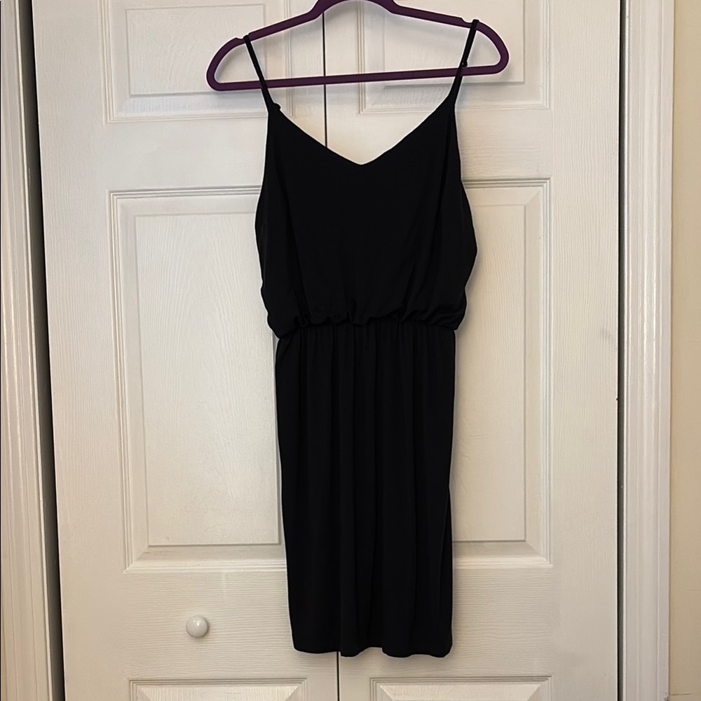 GAP Black spaghetti strap stretchy knit dress. Size Large EUC